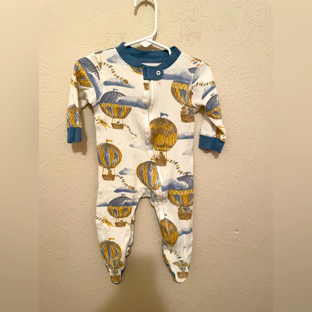 Burt’s bees hot air balloon footie